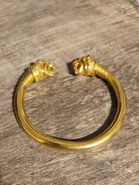 Vintage MMA Signed 24K Gold Plated Dual Lion Head Bangle Cuff Bracelet